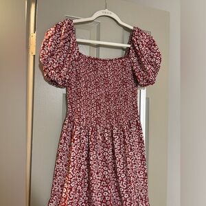 Red floral romper! Worn a few times. In great condition!❣️